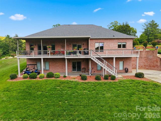 495 Windsor Drive, Taylorsville, NC 28681