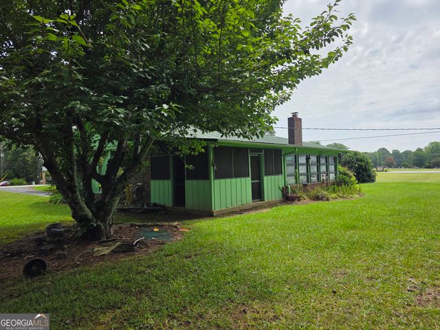 1215 Glenn Carrie Road, Hull, GA 30646