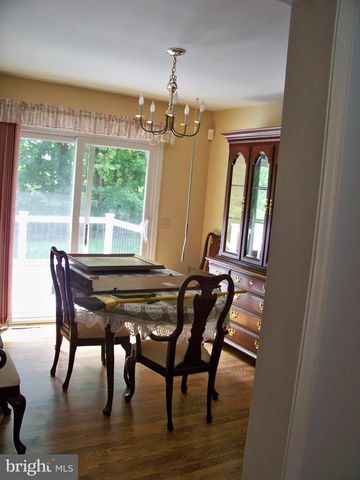 1968 WILDERNESS RD, Lancaster, PA 17603