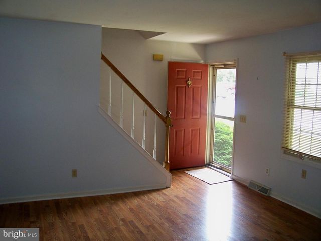 1968 WILDERNESS RD, Lancaster, PA 17603