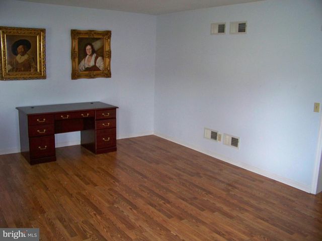 1968 WILDERNESS RD, Lancaster, PA 17603