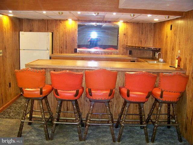1968 WILDERNESS RD, Lancaster, PA 17603