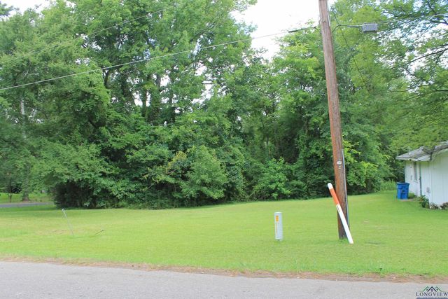 440 Ellis Drive, Waskom, TX 75692