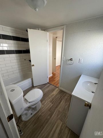 200 E Street, Taft, CA 93268