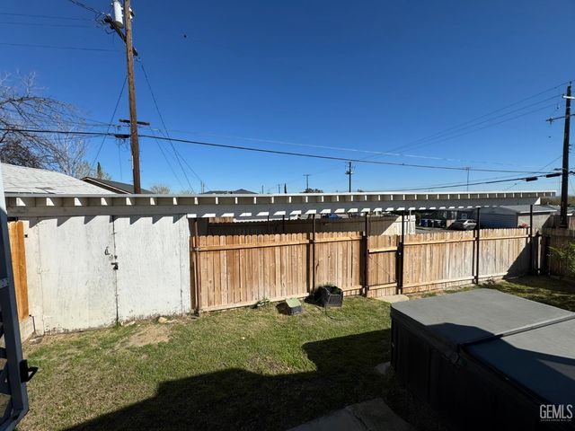 200 E Street, Taft, CA 93268
