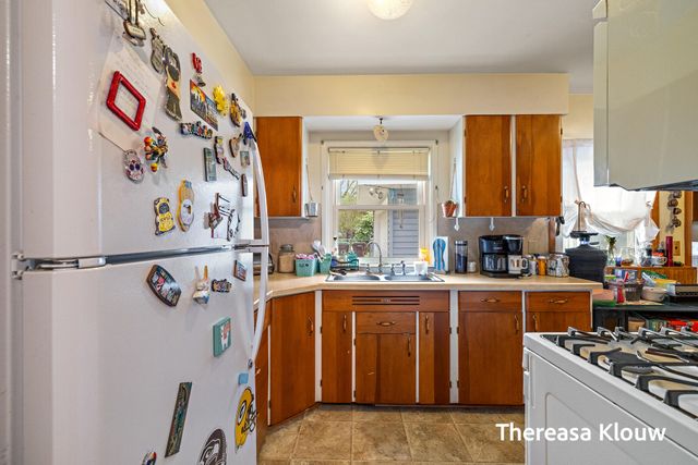 710 Quarterline Road, Muskegon Twp, MI 49442