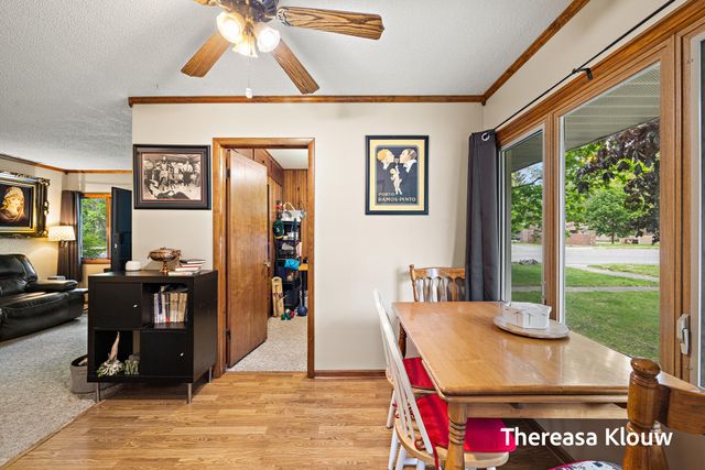 710 Quarterline Road, Muskegon Twp, MI 49442