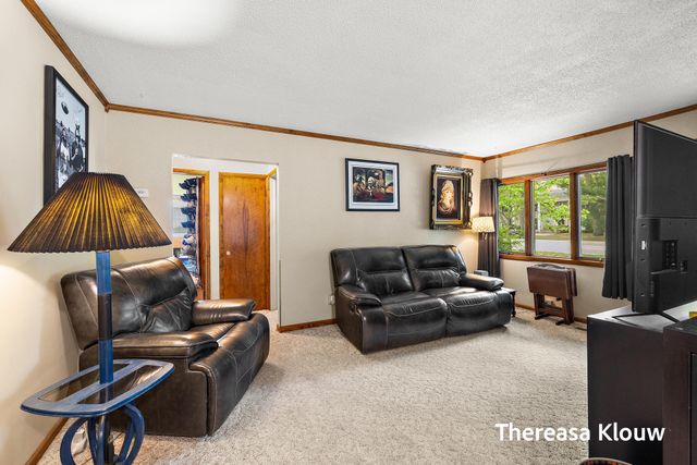 710 Quarterline Road, Muskegon Twp, MI 49442