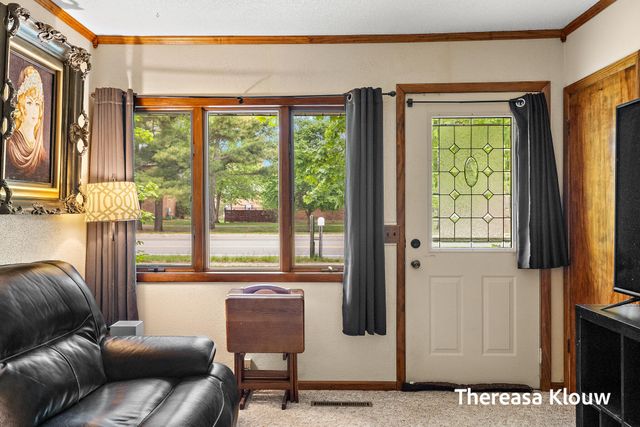 710 Quarterline Road, Muskegon Twp, MI 49442
