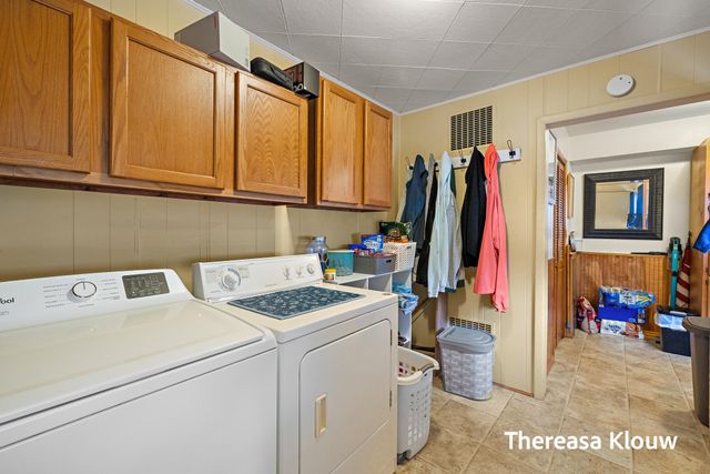 710 Quarterline Road, Muskegon Twp, MI 49442