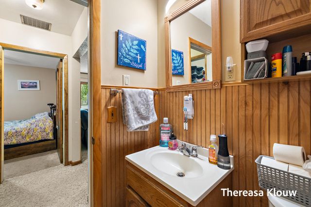 710 Quarterline Road, Muskegon Twp, MI 49442