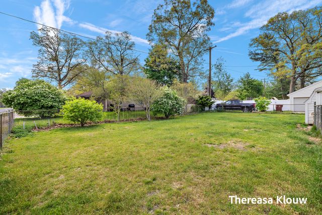 710 Quarterline Road, Muskegon Twp, MI 49442