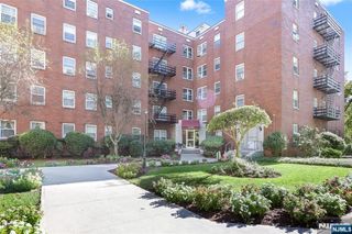 2320 Linwood Avenue, Fort Lee, NJ 07024