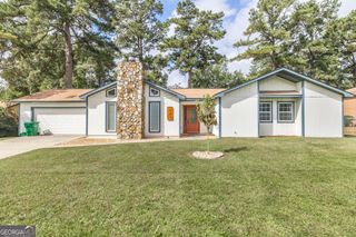 221 Gilchrist Drive, Warner Robins, GA 31093