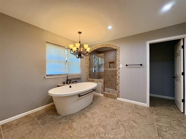 4909 W Saint Charles Ave Avenue, Lake Charles, LA 70605