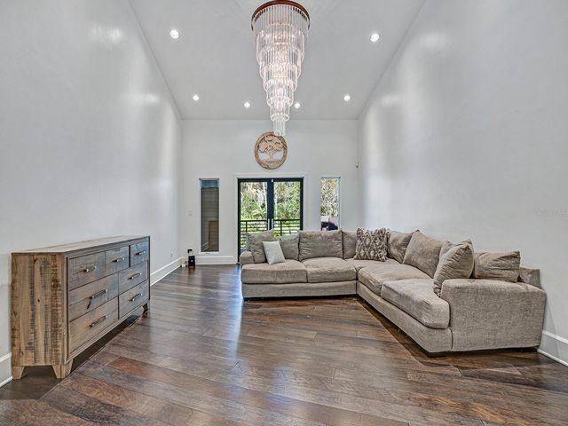 1609 HAMPTON COURT, Safety Harbor, FL 34695