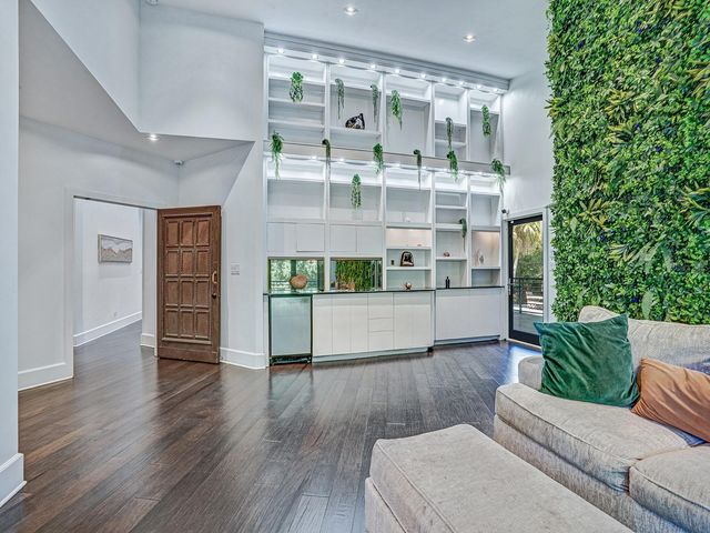 1609 HAMPTON COURT, Safety Harbor, FL 34695