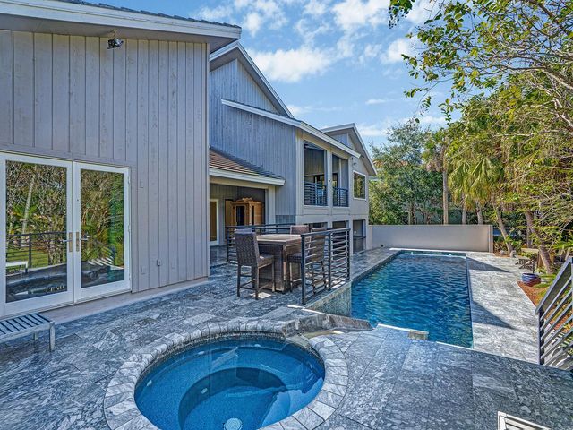 1609 HAMPTON COURT, Safety Harbor, FL 34695