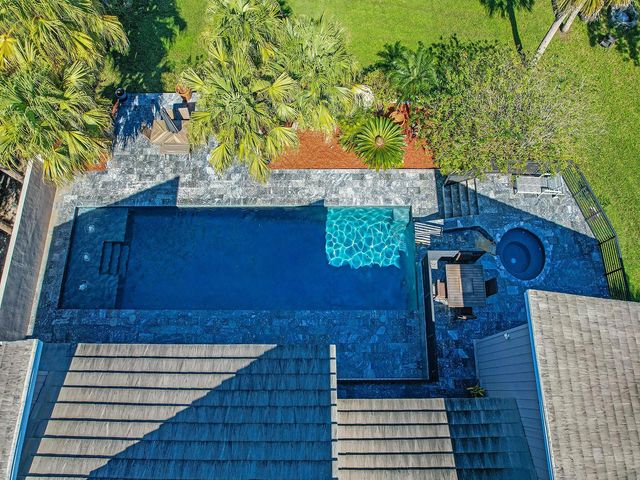 1609 HAMPTON COURT, Safety Harbor, FL 34695