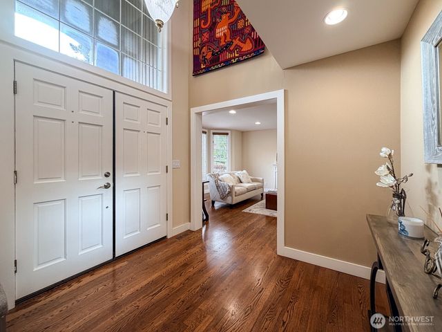 24504 SE 42nd PL, Sammamish, WA 98029