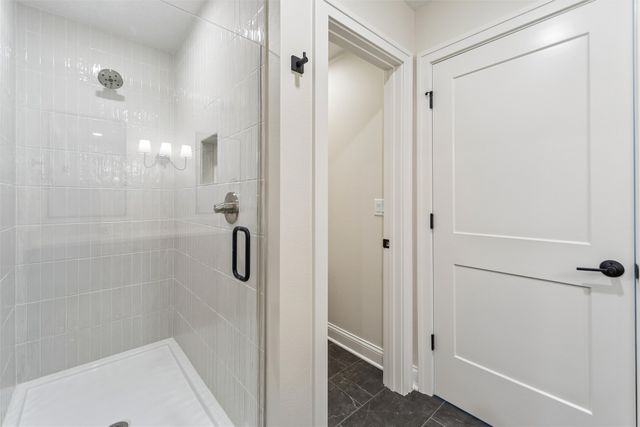 14141 Wilden Drive, Urbandale, IA 50323