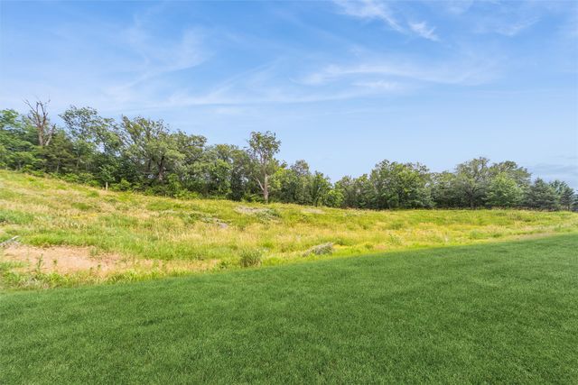 14141 Wilden Drive, Urbandale, IA 50323