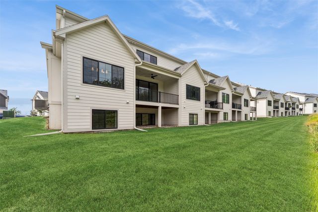 14141 Wilden Drive, Urbandale, IA 50323