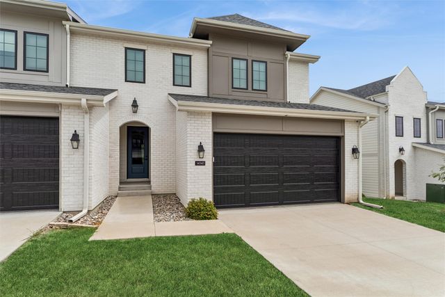 14141 Wilden Drive, Urbandale, IA 50323