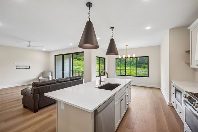 14141 Wilden Drive, Urbandale, IA 50323