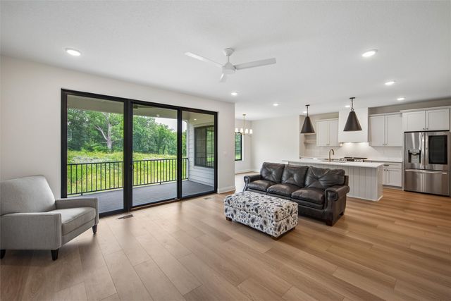 14141 Wilden Drive, Urbandale, IA 50323