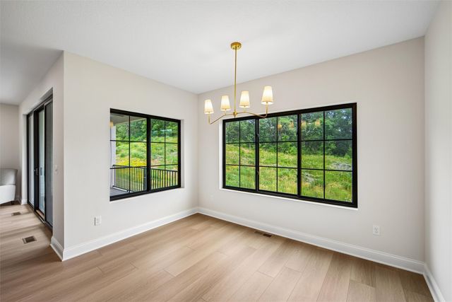 14141 Wilden Drive, Urbandale, IA 50323