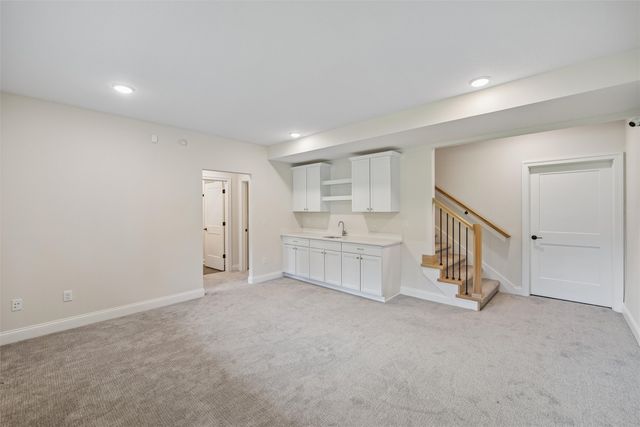 14141 Wilden Drive, Urbandale, IA 50323