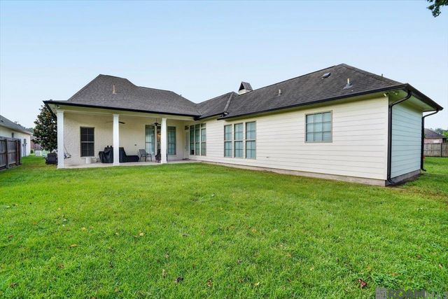 37349 Whispering Hollow Ave, Prairieville, LA 70754