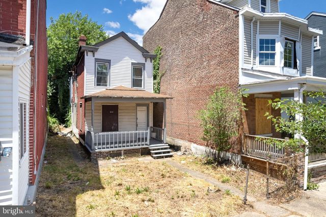 346 WALNUT AVE, Trenton, NJ 08609