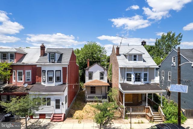 346 WALNUT AVE, Trenton, NJ 08609