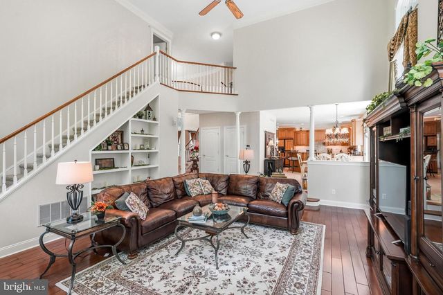 25 FOX TAIL CT, Sewell, NJ 08080