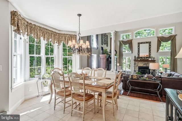 25 FOX TAIL CT, Sewell, NJ 08080