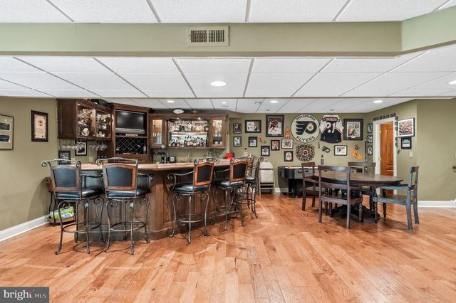 25 FOX TAIL CT, Sewell, NJ 08080