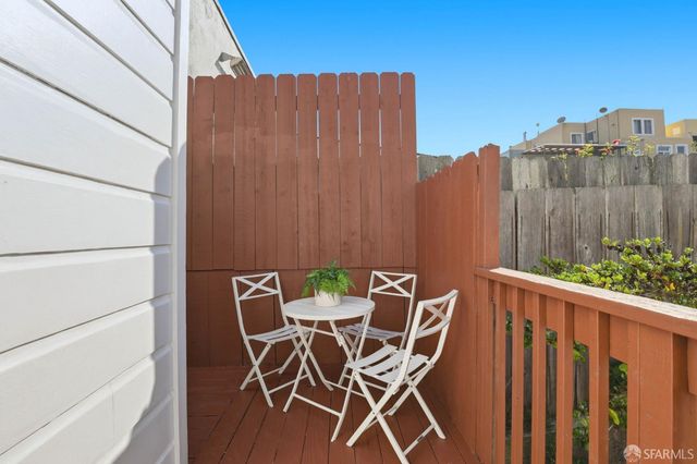 112 Russia Avenue, San Francisco, CA 94112