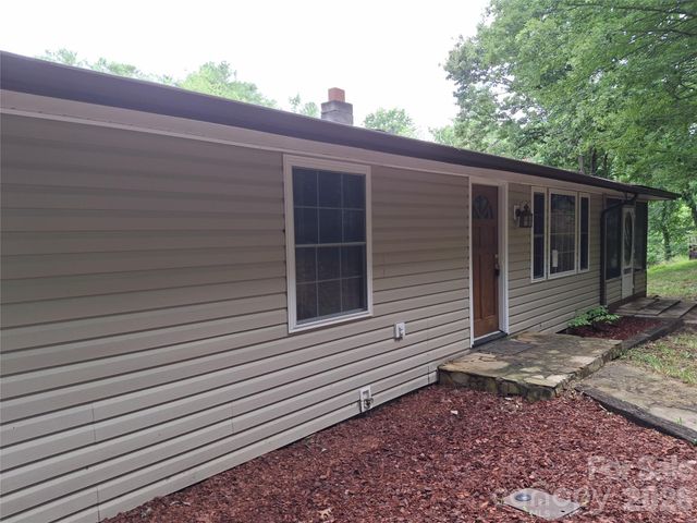 232 Tilson Drive, Mars Hill, NC 28754