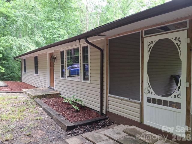 232 Tilson Drive, Mars Hill, NC 28754