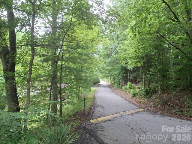232 Tilson Drive, Mars Hill, NC 28754