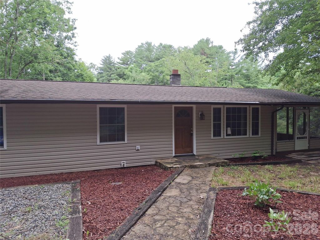 232 Tilson Drive, Mars Hill, NC 28754
