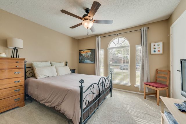 2010 Sword Fish Drive, Mansfield, TX 76063