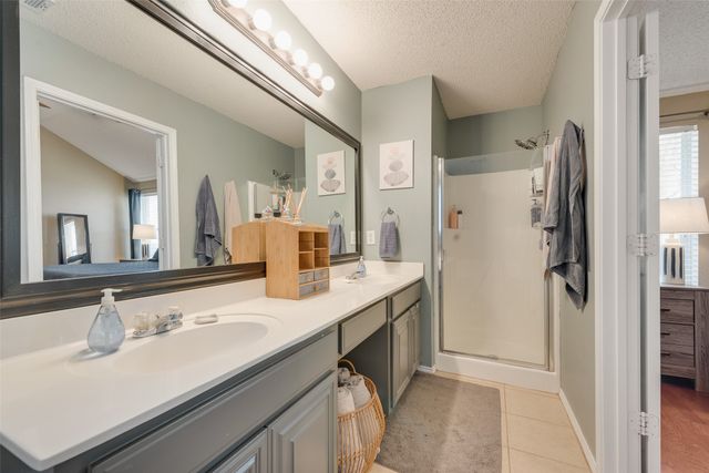 2010 Sword Fish Drive, Mansfield, TX 76063