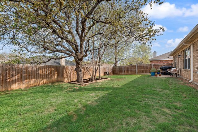 2010 Sword Fish Drive, Mansfield, TX 76063
