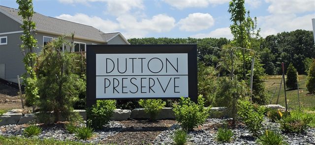 4833 Duttonvale Drive 2, Caledonia, MI 49316
