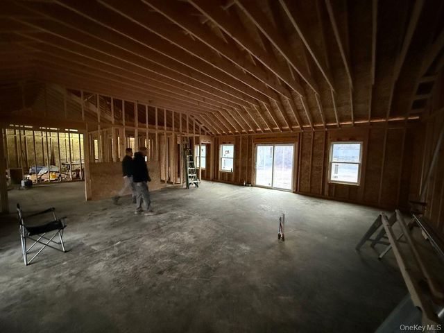 2 Vernooy Drive, Wawarsing, NY 12489