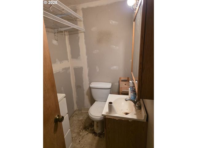 4505 Ne 44TH St, Vancouver, WA 98661