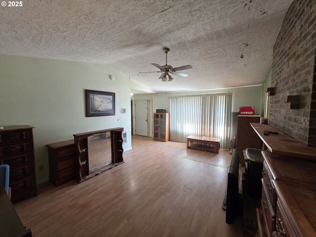 4505 Ne 44TH St, Vancouver, WA 98661